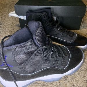 Jordan 11’s Space Jam 5.5 youth worn ONCE.